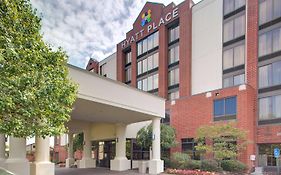 Hyatt Place Pittsburgh Airport - Robinson Mall